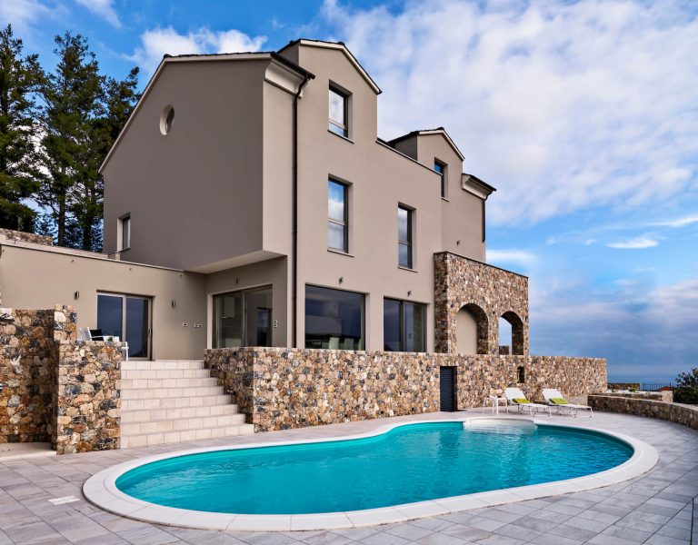 exteriors-view-of-a-modern-villa-in-the-foreground-2021-09-04-16-23-31-utc.jpg exteriors-view-of-a-modern-villa-in-the-foreground-2021-09-04-16-23-31-utc.jpg